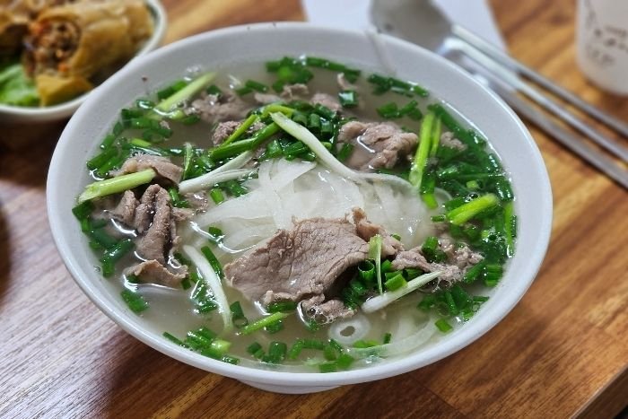 Phở is especially convenient for solo travelers: it’s quick, affordable, and available at almost any time of day