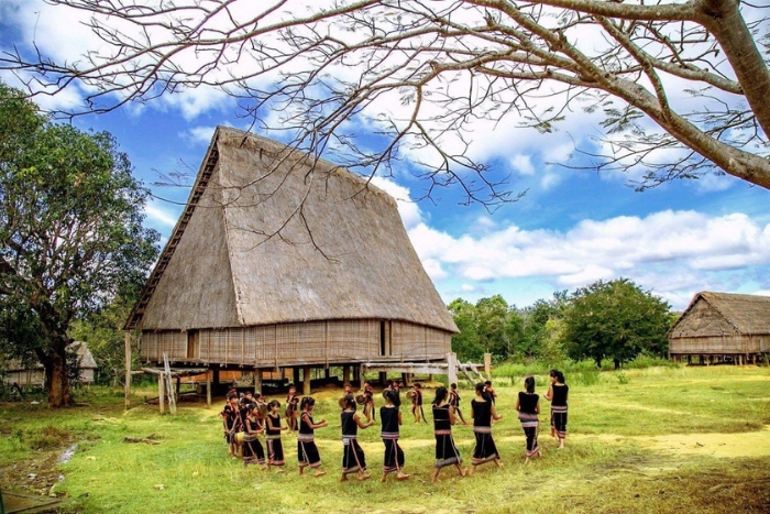 Follow our guides to save cool tips for your Vietnam Central Highlands 15 days