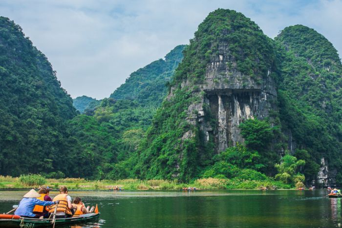 Two weeks allow you to travel without rushing too much
