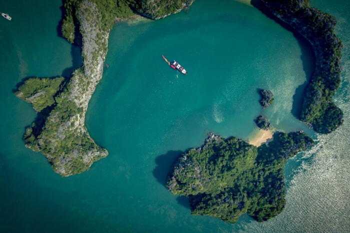 Bai Tu Long Bay: the quiet alternative to Halong Bay