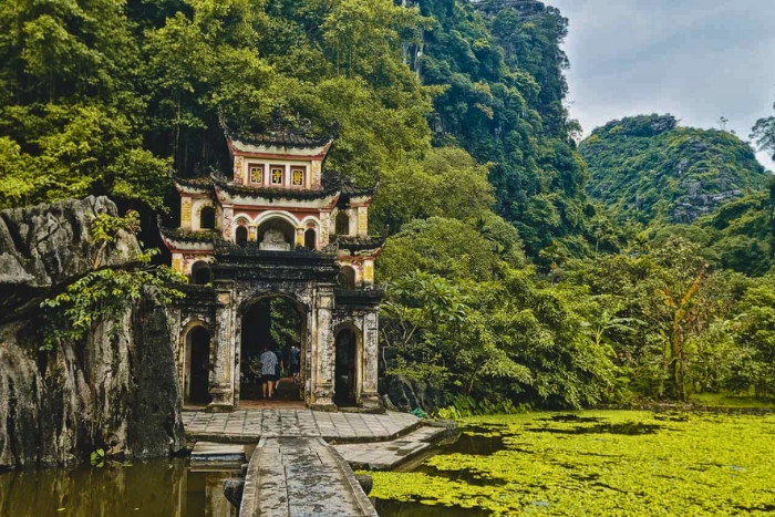 Wandering through Bich Dong Pagoda, where nature and history quietly meet