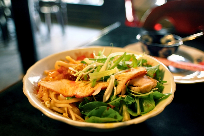 A quiet morning in Hoi An with a bowl of cao lầu