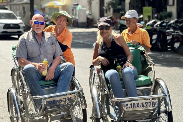3-week trip to Vietnam for seniors