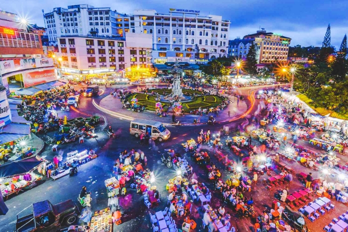 Da Lat Night Market - a must in things to do in Dalat