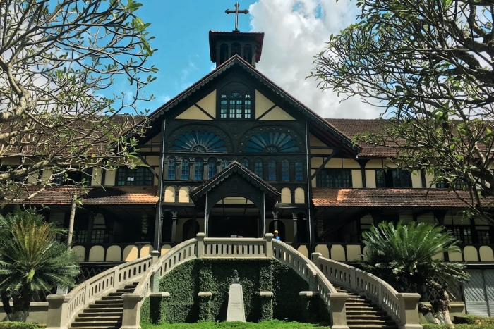 Exploring the Bishop’s House, a peaceful stop on my 4-day trip