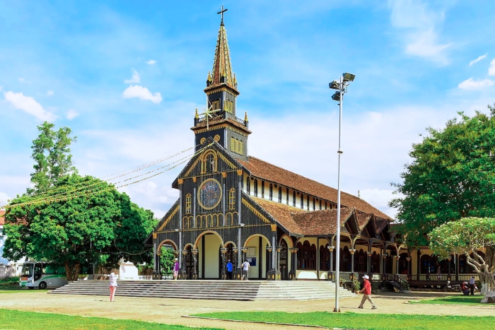 Morning visit to the Wooden Church -  a must-see in my Pleiku Kon Tum itinerary