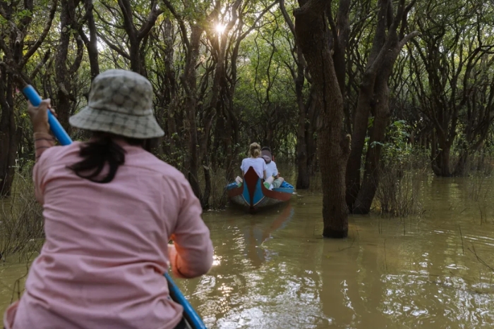 Kampong Phluk Floating Village on the Tonle Sap