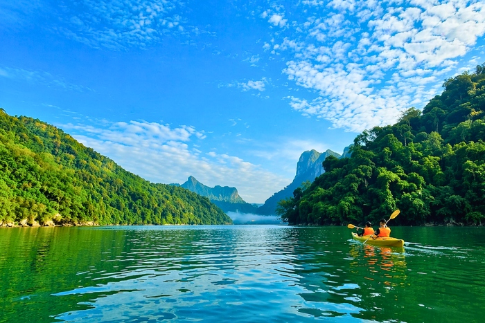 Kayaking on Ba Be Lake: A unique way to explore the lake