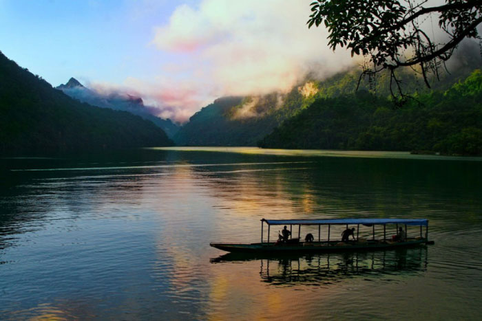 The sunset on Ba Be national park