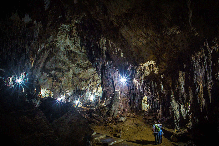 Hua Ma Cave