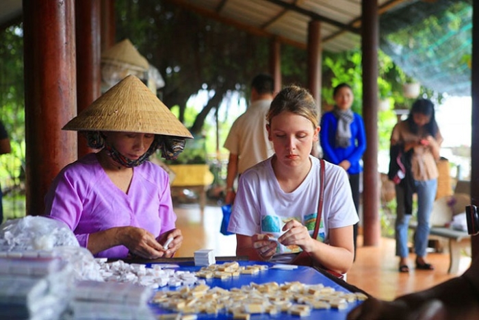Explore a coconut candy making workshop