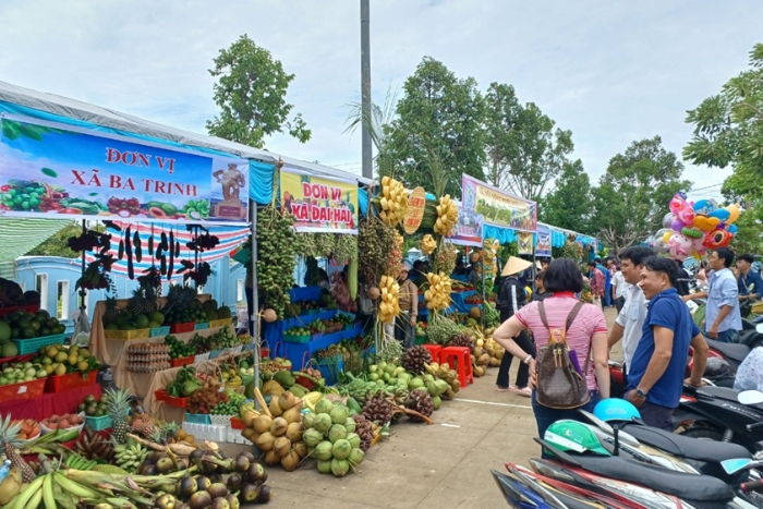 Flavors of the Mekong: the Festival of Fruits of Ben Tre