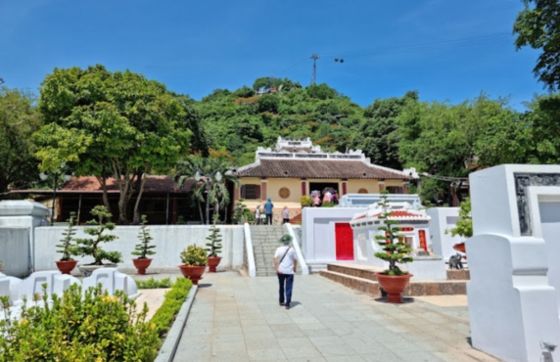 What To Do In Chau Doc ? Thoai Ngoc Hau Tomb
