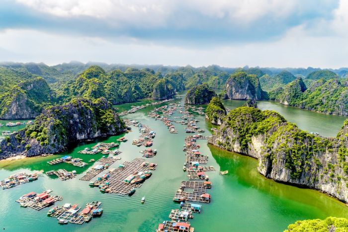 Cai Beo Fishing Village in Lan Ha Bay