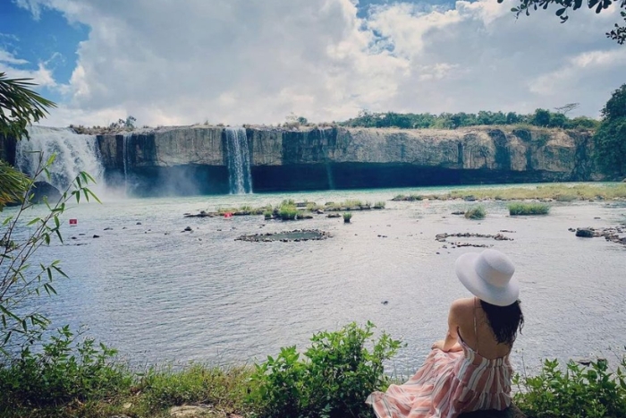 Power and beauty of the Dray Nur waterfall