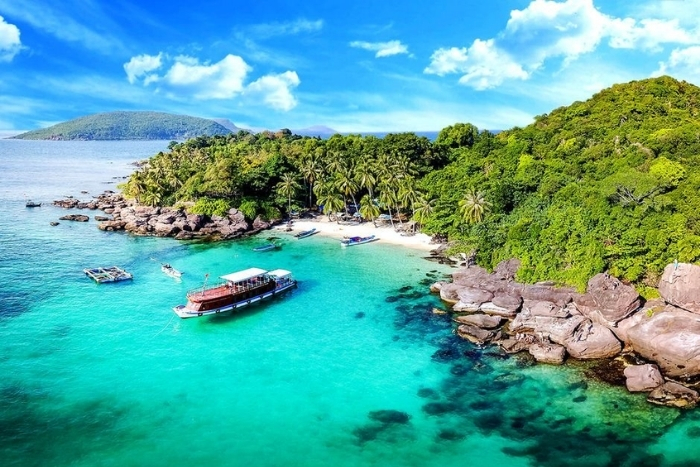 When to go to Con Dao?