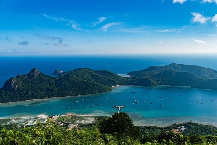 Best transportation options in Con Dao