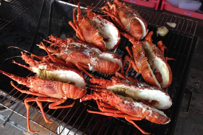 Fire lobster – an exceptional seafood not to be missed when traveling to Con Dao