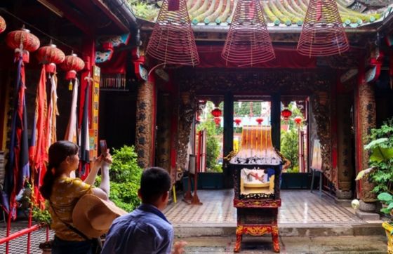 One Day In Sa Dec: Discover Kien An Cung Pagoda With Mr. Lanteigne