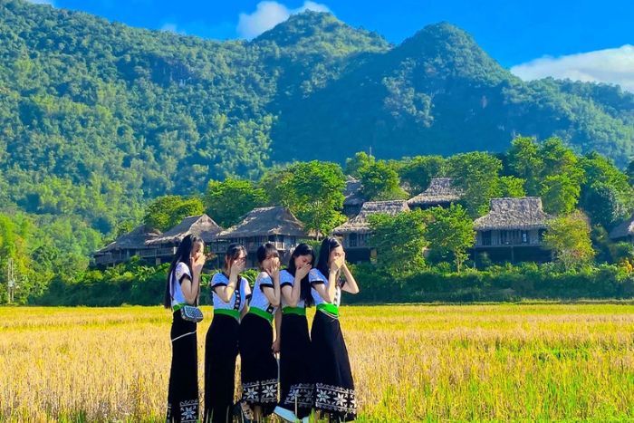 Thung Khe Pass in Hoa Binh