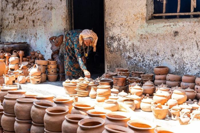 Traditional handicrafts around Hanoi 