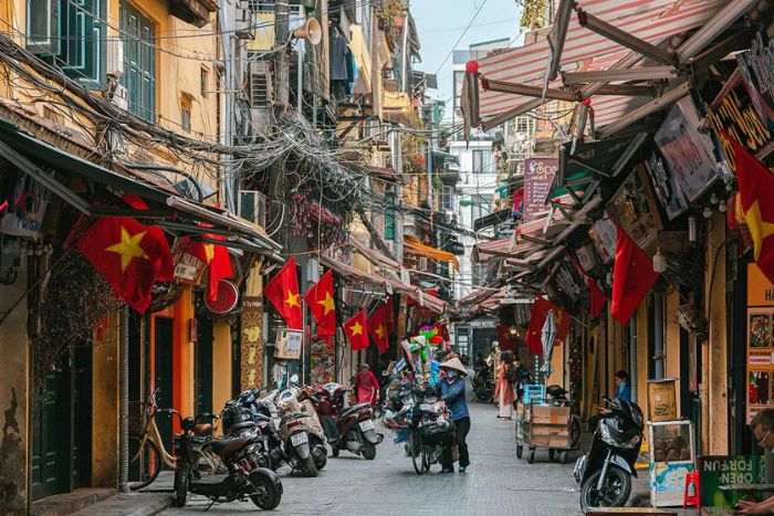 Hanoi - Immerse Yourself in the Capital’s Culture