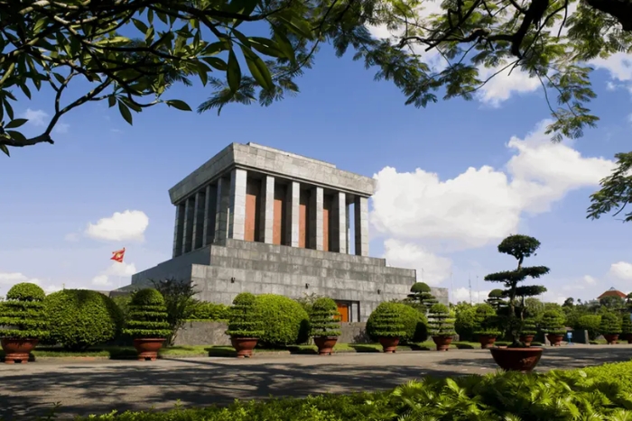 Ho Chi Minh Mausoleum