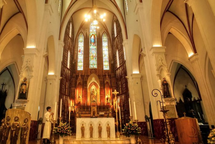 The architecture of Cathedral Saint Joseph Hanoi is its main visual attraction