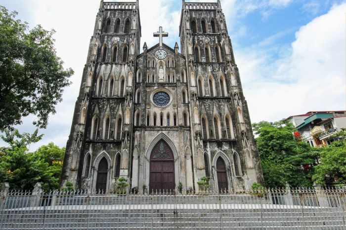 Practical tips for visiting Cathedral Saint Joseph Hanoi