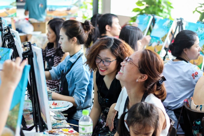 Painting workshop in Hanoi on weekends
