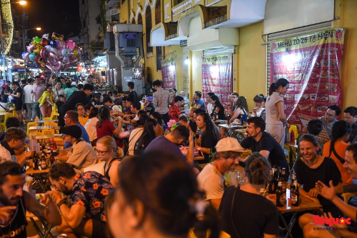 Ta Hien Street (Beer Street), Old Quarter Hanoi