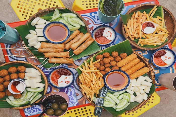 Street food in Hanoi 
