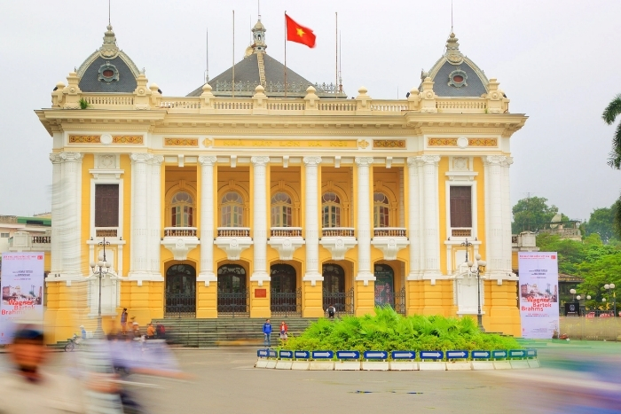 Visiting the Hanoi Opera House