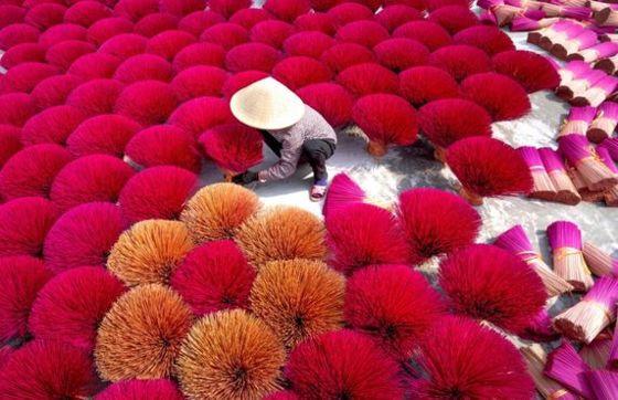 What Is The Best Tour To Visit Hanoi Traditional Villages In 1 Day?