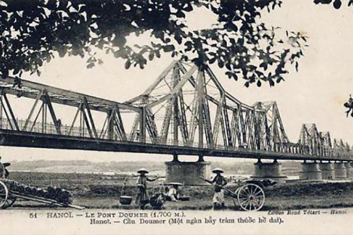 Old Long Bien Bridge Photo