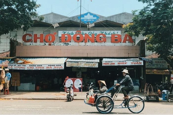 Dong Ba Market: A Biggest Shopping Center in Hue City