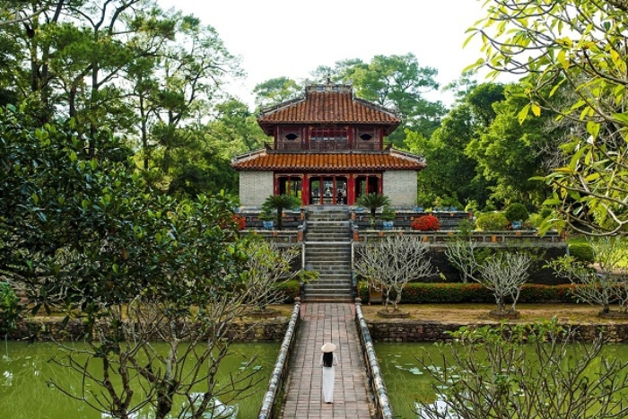 Discovery of the Tomb of Minh Mang – An imperial jewel of Hue