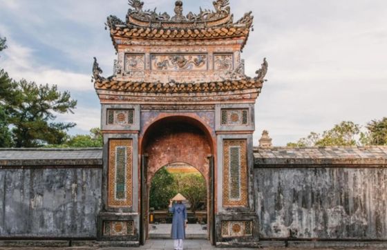 Hue What To Discover? Duc Duc Tomb