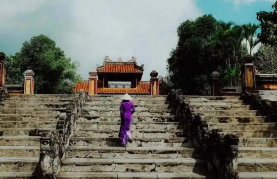 Hue First Royal Tomb: Gia Long Tomb