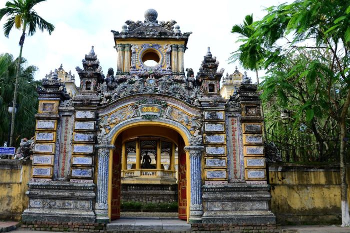 Practical advice to organize your stay and know when to visit Hue according to the climate
