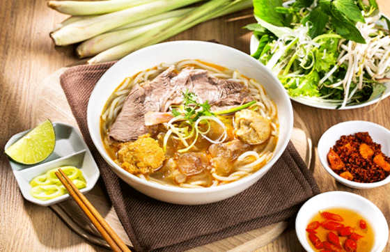 Top 12 Unmissable Delicious Dishes To Try In Hue, Vietnam