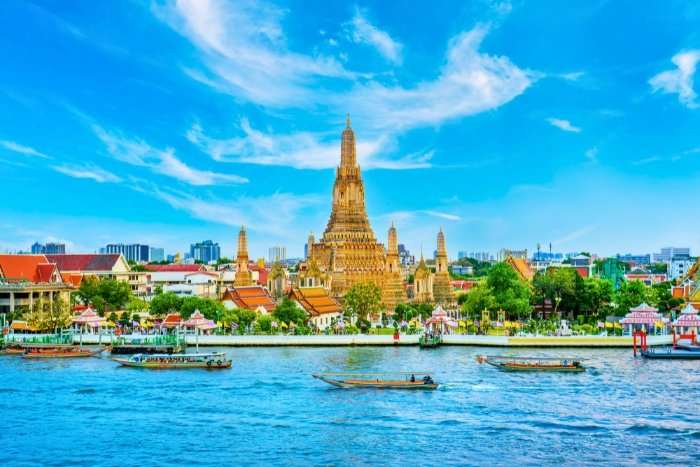 Wat Arun rises gracefully along Bangkok&rsquo;s riverside