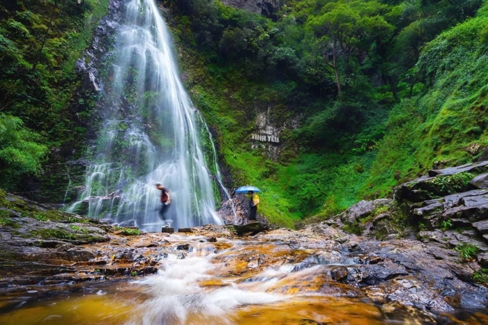 The poetic scenery at Love Waterfall