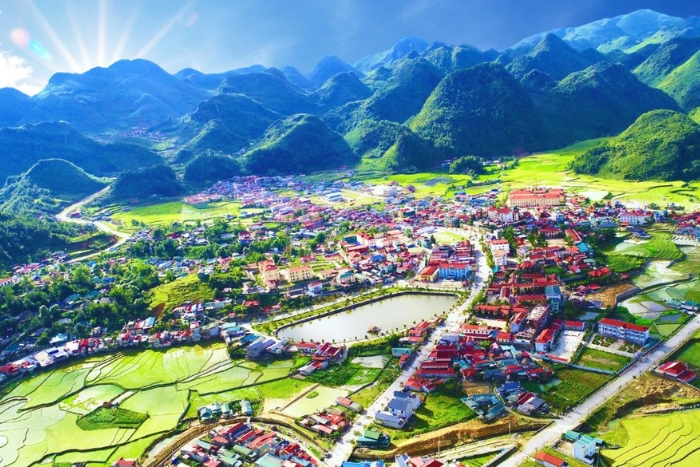 Sin Ho Plateau, where you can admire beautiful landscapes while discovering minority culture