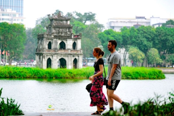 Which is better Vietnam or Thailand for you trip in march? 