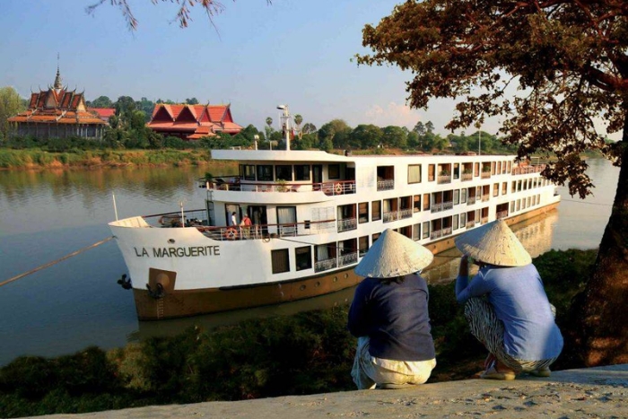 Mekong river cruise sails through Cambodia must-see destinations