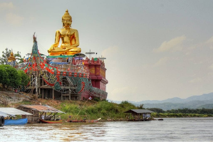 Visit the must-see sites in Thailand