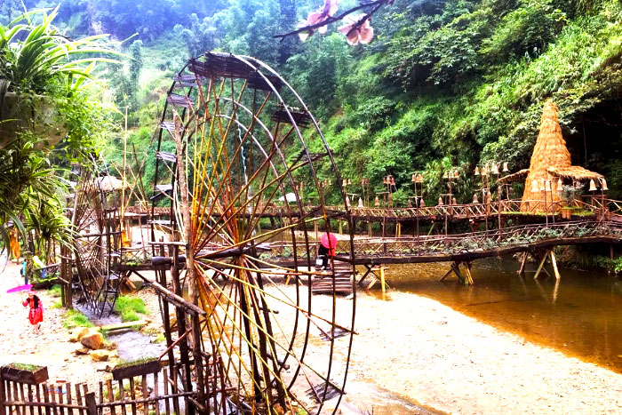 Cultural & historical symbols - Giant Water Wheel