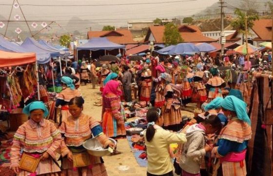 How To Shop At Lung Khau Nhin Market In Sapa Vietnam?