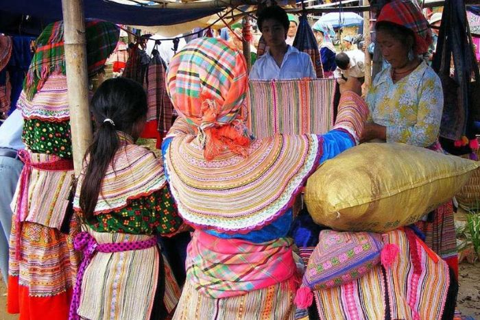 Ta Phin Ethnic Market in Sapa